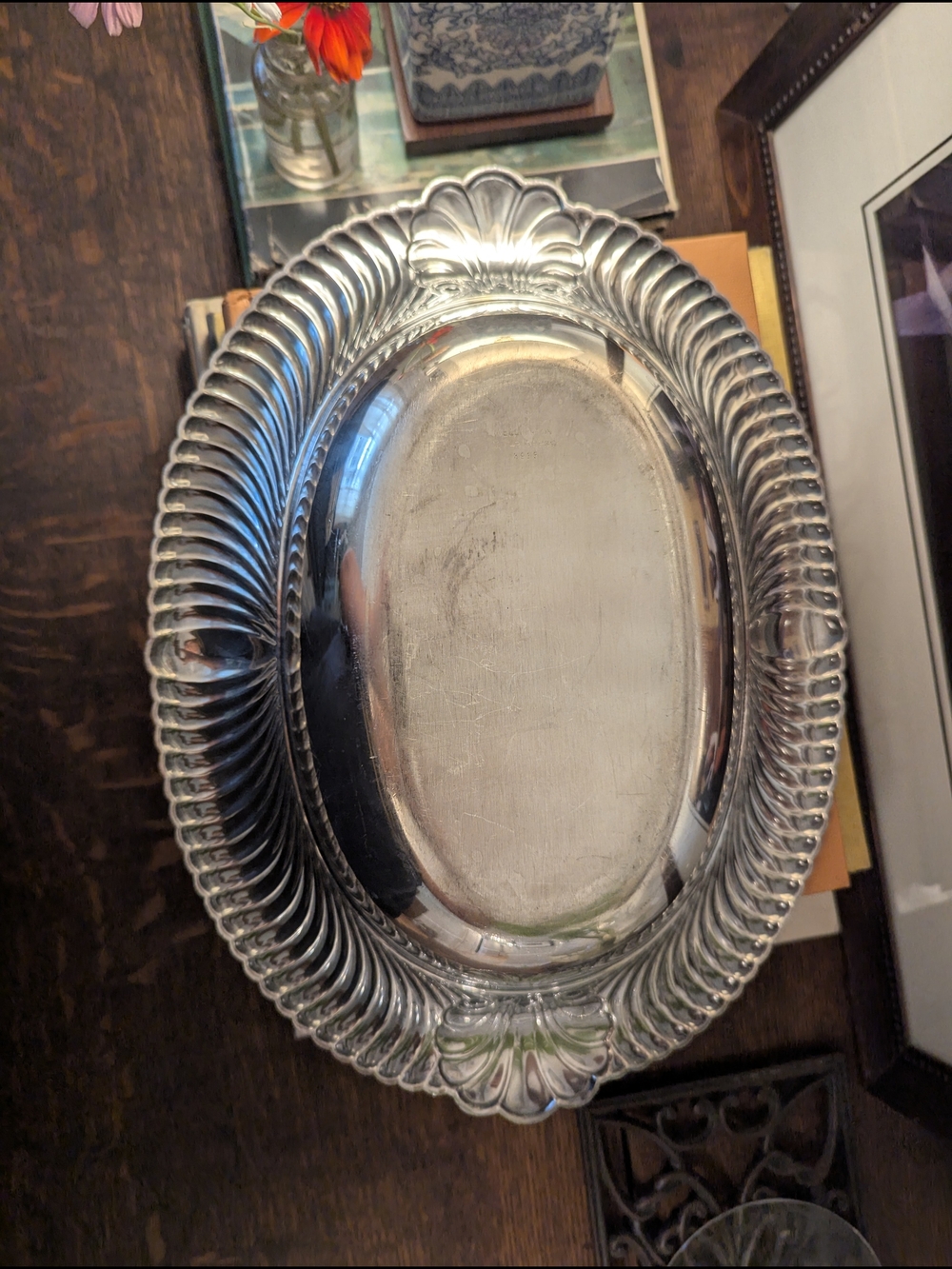 1930's Wm. A. Rogers "Wellington" Silver-Plated Scalloped Serving Bowl - Picture 6 of 8